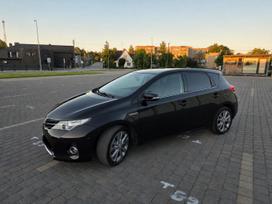 Toyota Auris, 1.8 l., hečbekas