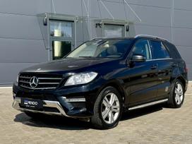Mercedes-Benz ML350, 3.0 l., Внедорожник / Кроссовер