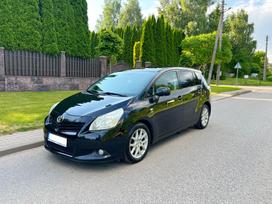 Toyota Verso, 2.2 l., hatchback