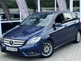 Mercedes-Benz B180, 1.6 l., hatchback