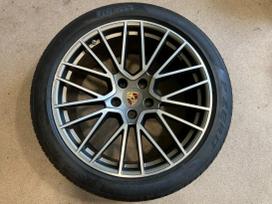 Porsche Cayenne Porsche cayenne ratai 3vnt
