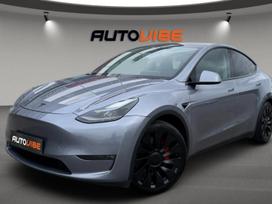 Tesla Model Y, 82 kWh, off-road / crossover
