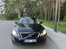 Volvo XC60, 2.4 l., off-road / crossover
