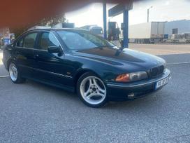 BMW 520, 2.0 l., Седан