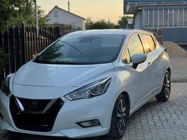 Nissan Micra, 0.9 l., hatchback