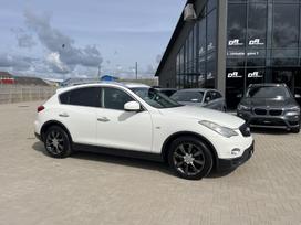 Infiniti EX30, 3.0 l., off-road / crossover