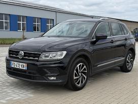 Volkswagen Tiguan, 2.0 l., Внедорожник / Кроссовер