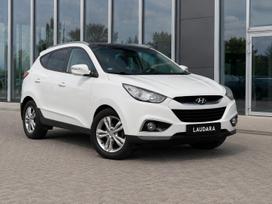 Hyundai ix35, 1.7 l., off-road / crossover