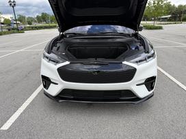 Ford Mustang Mach-E, hatchback