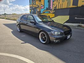 Lexus IS 300, 3.0 l., Седан