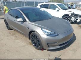 Tesla Model 3, saloon / sedan