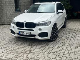 BMW X5, 3.0 l., off-road / crossover