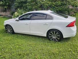 Volvo S60, 2.5 l., Хэтчбек