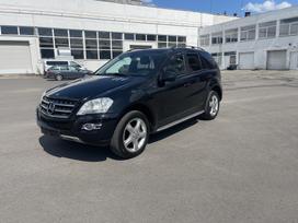 Mercedes-Benz ML350, 3.0 l., Внедорожник / Кроссовер