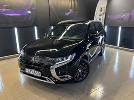 Mitsubishi Outlander, 2.4 l., off-road / crossover