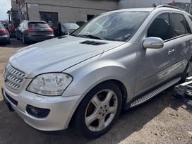 Mercedes-Benz ML klasė Pneumo pakaba