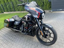 Harley-Davidson Street Glide FLHX, street / classic