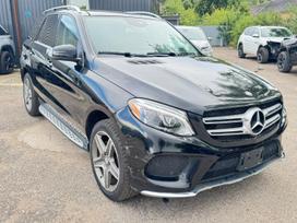 Mercedes-Benz GLE400, 3.0 l., off-road / crossover