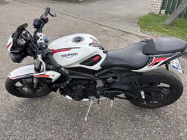 Triumph Street Triple 660cc, street / classic