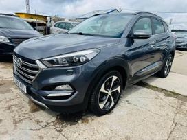 Hyundai Tucson, 1.7 l., Внедорожник / Кроссовер