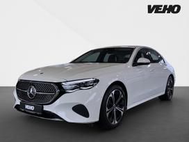 Mercedes-Benz E300, 2.0 l., saloon / sedan