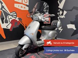 Piaggio Vespa 125cc, scooters / mopeds