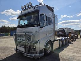 Volvo FH 16 750 8x4+2, 1 miegamoji vieta