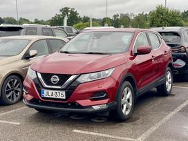 Nissan Qashqai, 1.3 l., off-road / crossover