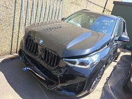 BMW X1, 1.5 l., off-road / crossover