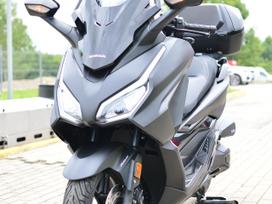 Honda Forza 350cc, мотороллеры / мопеды