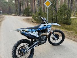 Husqvarna FC 450cc, krosiniai