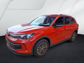 Volkswagen Tiguan, 1.5 l., Внедорожник / Кроссовер