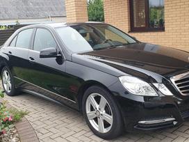 Mercedes-Benz E300, 2.2 l., Седан