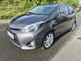 Toyota Yaris, 1.5 l., Хэтчбек