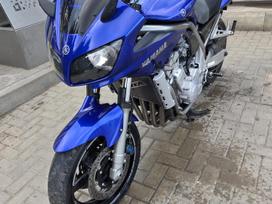 Yamaha FZ-S 998cc, superbikes