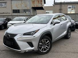 Lexus NX 300h, 2.5 l., off-road / crossover
