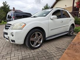 Mercedes-Benz ML550, 5.5 l., Внедорожник / Кроссовер