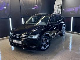 Volkswagen Tiguan, 2.0 l., off-road / crossover