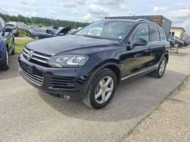 Volkswagen Touareg, 3.0 l., Внедорожник / Кроссовер