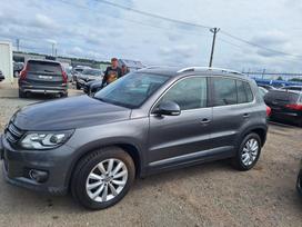 Volkswagen Tiguan, 1.4 l., off-road / crossover