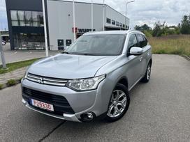 Mitsubishi Outlander, 2.0 l., off-road / crossover