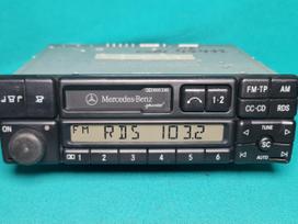 Mercedes-Benz Becker special, cassette players