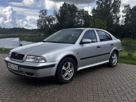 Skoda Octavia, 1.6 l., sedanas