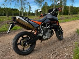 KTM Supermoto 950cc, supermoto