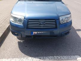 Subaru Forester, 2.0 l., off-road / crossover