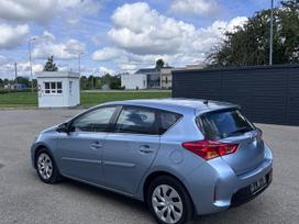 Toyota Auris, 1.6 l., hatchback