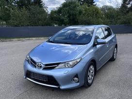 Toyota Auris, 1.6 l., Хэтчбек
