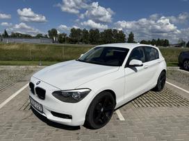 BMW 118, 2.0 l., hečbekas