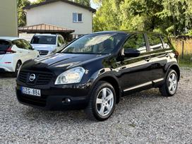 Nissan Qashqai, 2.0 l., off-road / crossover