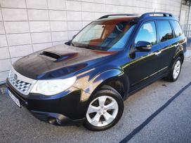 Subaru Forester, 2.0 l., Внедорожник / Кроссовер